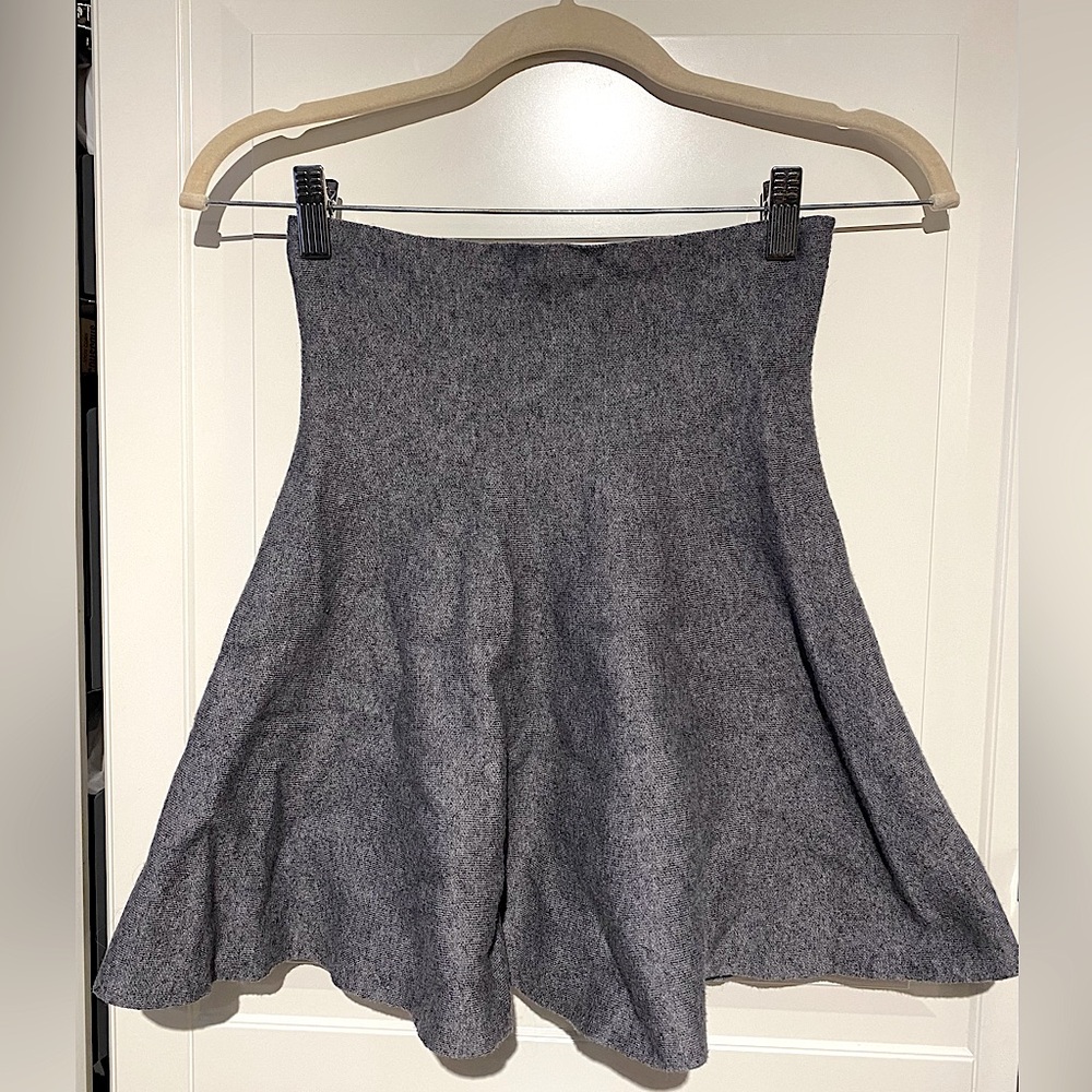 ZARA Knit Mini Skirt Gray size Small